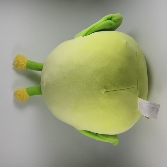 Squishmallow Pilar The Grasshopper - Picture 4 of 6